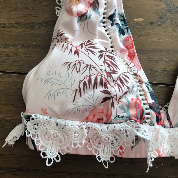 Blithe bikini top small - Picture 2 of 5